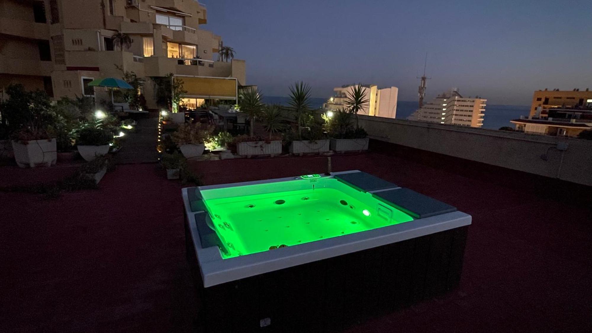 550 M2 Luxury Penthouse - Jacuzzi, Golf & Beach Benalmádena Exteriör bild